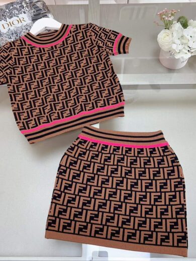 Fendi signature shorts/t-shirts set